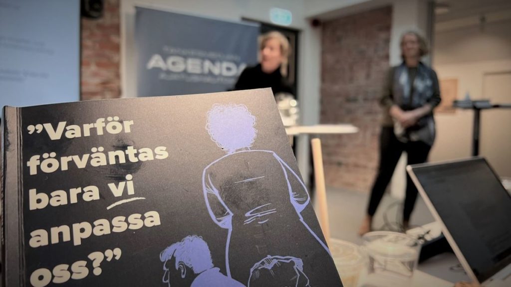 Journalisten Jeanette Björkqvist och forskaren Ingrid Biese hoppas att rapporten fungerar som ett idépapper på arbetsplatser. 